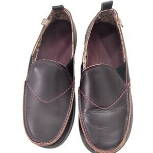Spenco Women's Burgundy Leather Slip-On Loafers Size 8